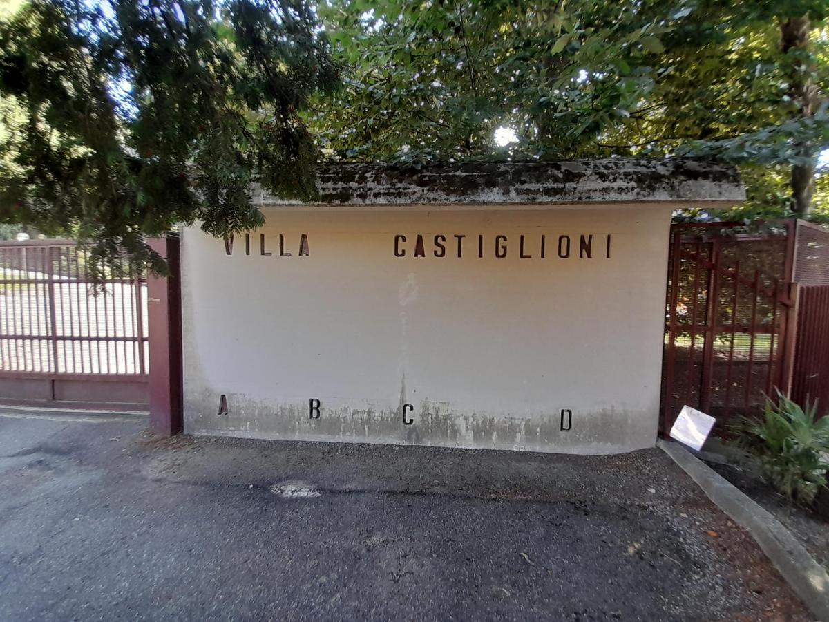 Appartamento Dellea Luino Exteriér fotografie